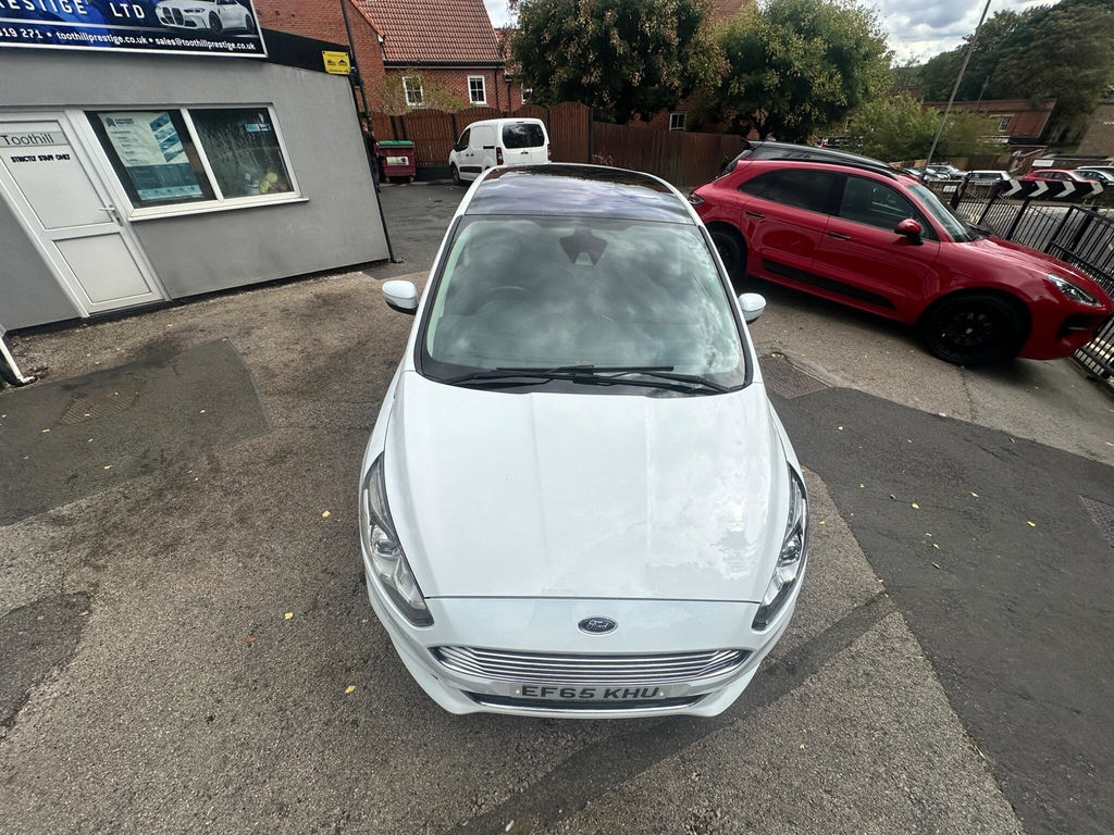 Ford S-Max S-max Titanium T Red #15