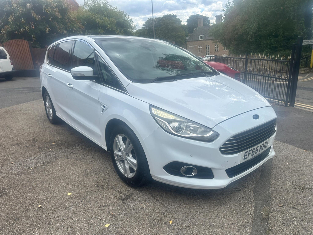 Ford S-Max S-max Titanium T Red #8