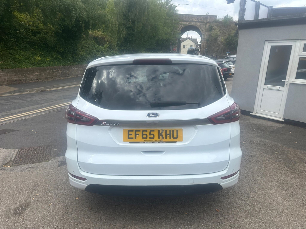 Ford S-Max S-max Titanium T Red #10