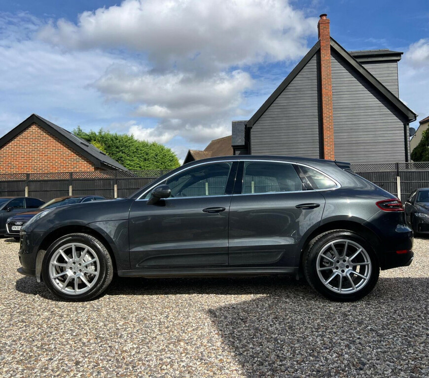 Porsche Macan 3.0L S Pdk 340 Bhp Grey #34