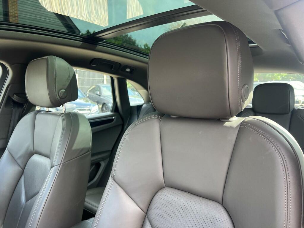 Porsche Macan 3.0L S Pdk 340 Bhp Grey #22