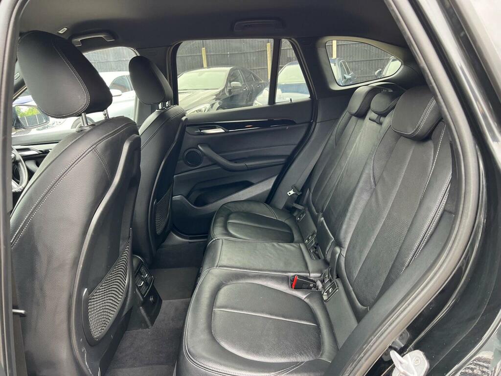 BMW X1 Xline Silver #17