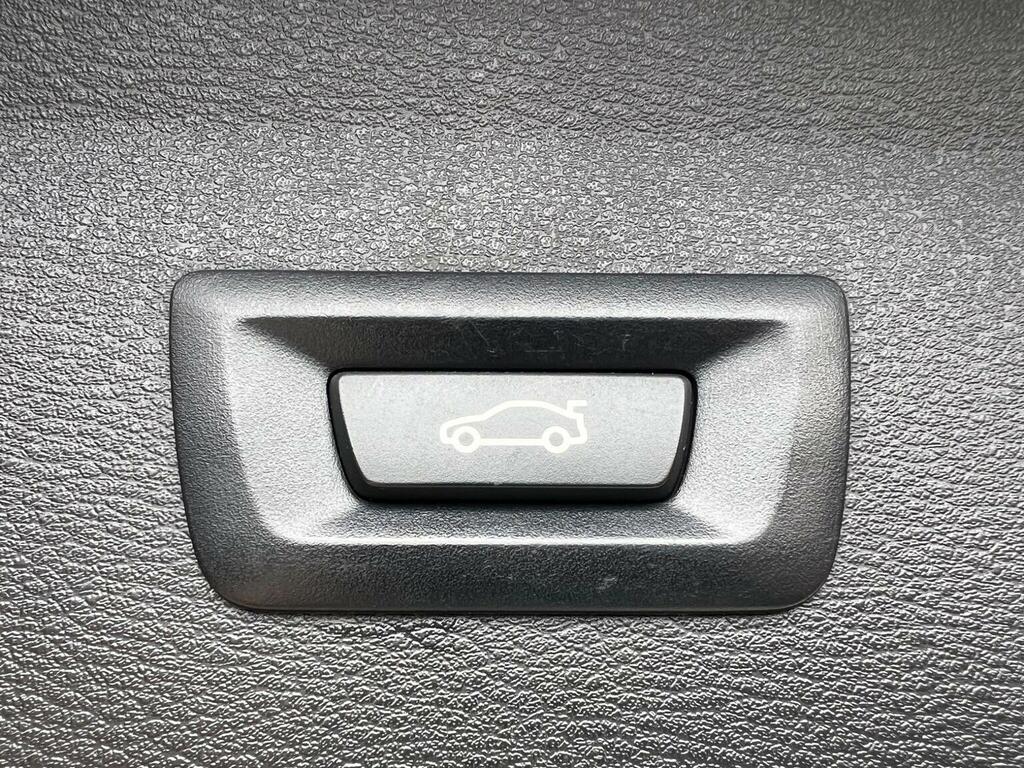 BMW X1 Xline Silver #12