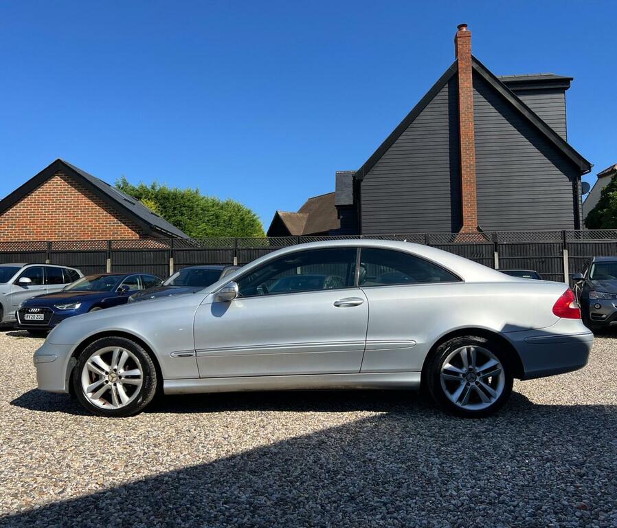 Mercedes-Benz CLK Coupe 2.1 Clk220 Cdi Avantgarde 200858 Silver #4