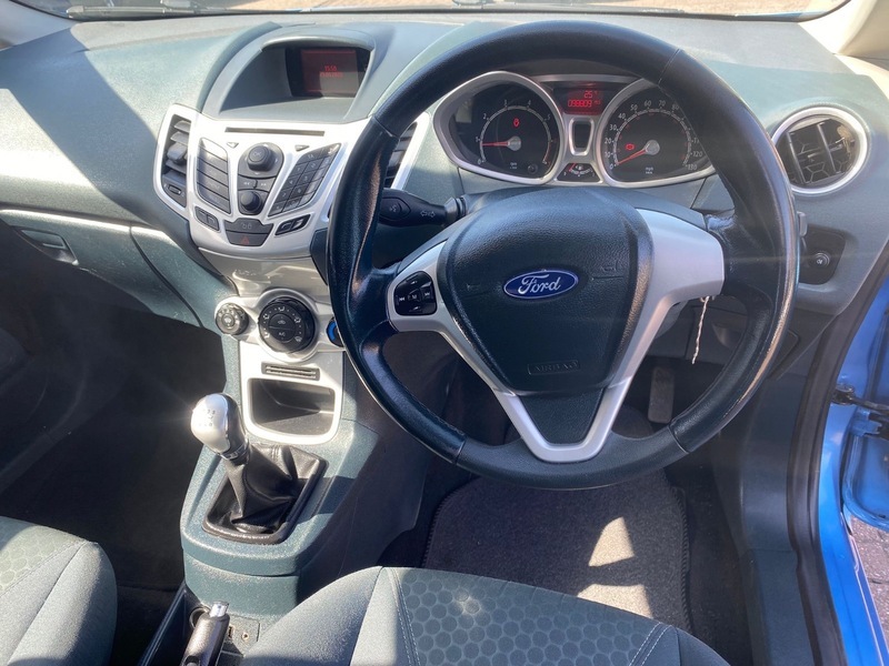 Ford Fiesta Zetec Blue #3