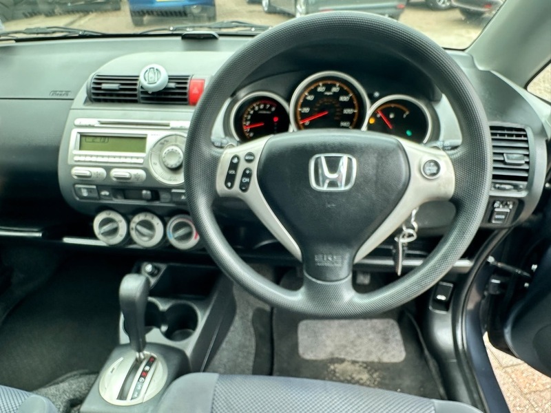 Honda Jazz 1.4 I-dsi Se Red #4
