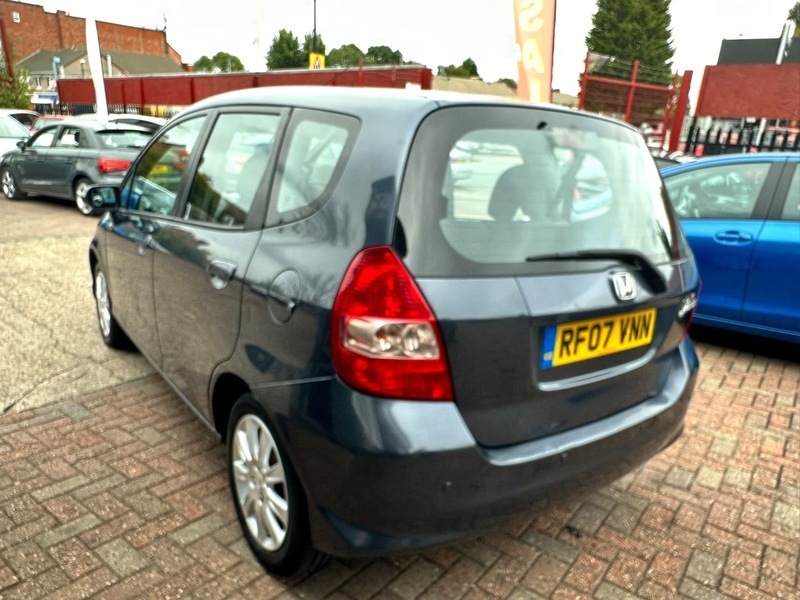 Honda Jazz 1.4 I-dsi Se Red #10