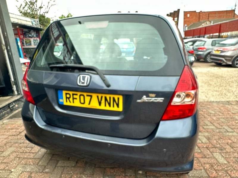 Honda Jazz 1.4 I-dsi Se Red #13