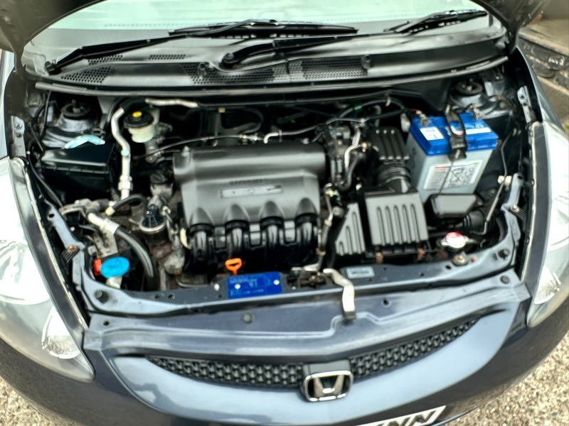 Honda Jazz 1.4 I-dsi Se Red #9