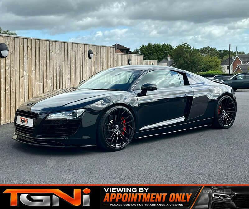 Audi R8 4.2 Fsi Quattro R Tronic Black #4