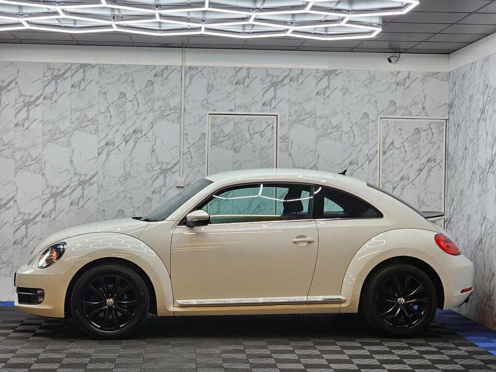 Volkswagen Beetle 1.4 Tsi Design Hatchback Euro 5 White #6
