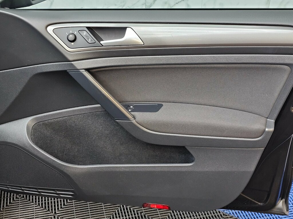 Volkswagen Golf Tdi Bluemotion Tech Se  #21