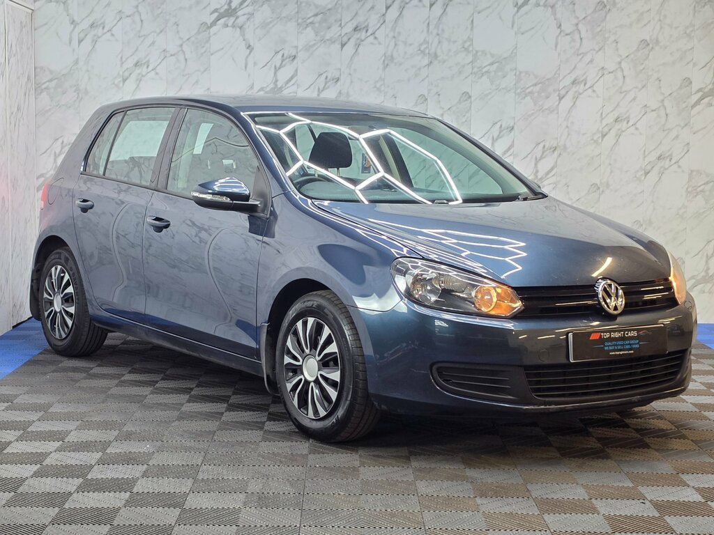Volkswagen Golf 1.6 Tdi S Hatchback 105 Ps Blue