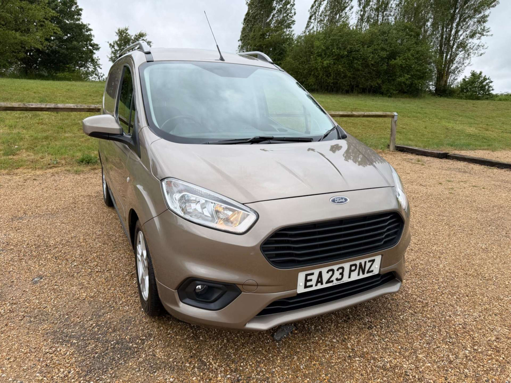 Ford Transit Courier Ecoboost Limited L1 Euro 6 Silver