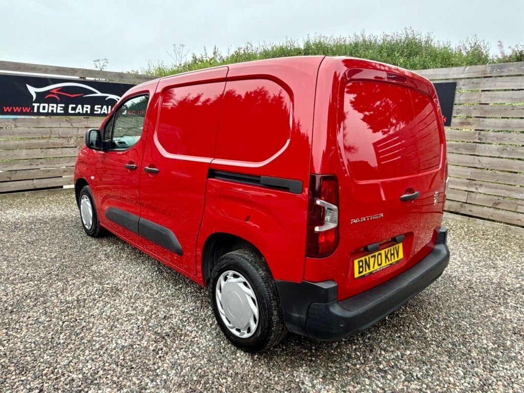 Peugeot Partner 1.5L Professional Red #5
