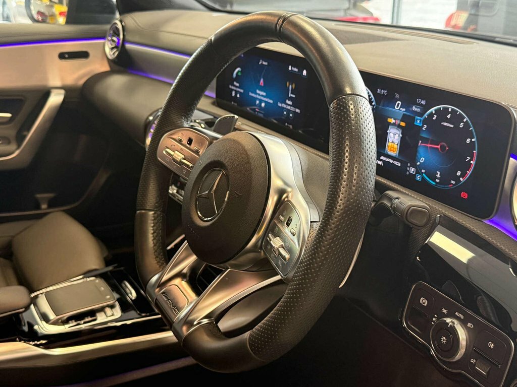 Mercedes-Benz A Class 2.0 Amg A 35 4Matic Premium 4Wd #2
