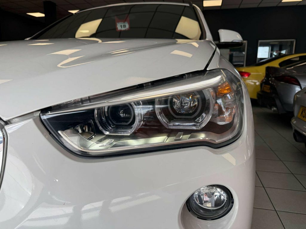 BMW X1 Xdrive20d Xline White #37