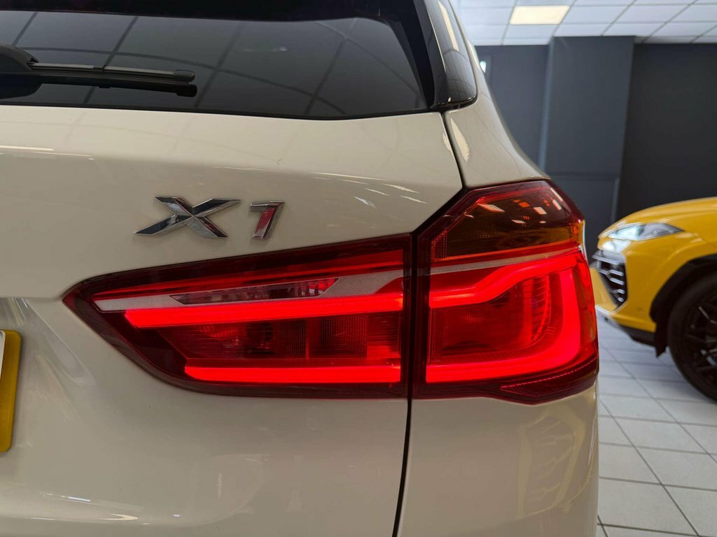 BMW X1 Xdrive20d Xline White #34