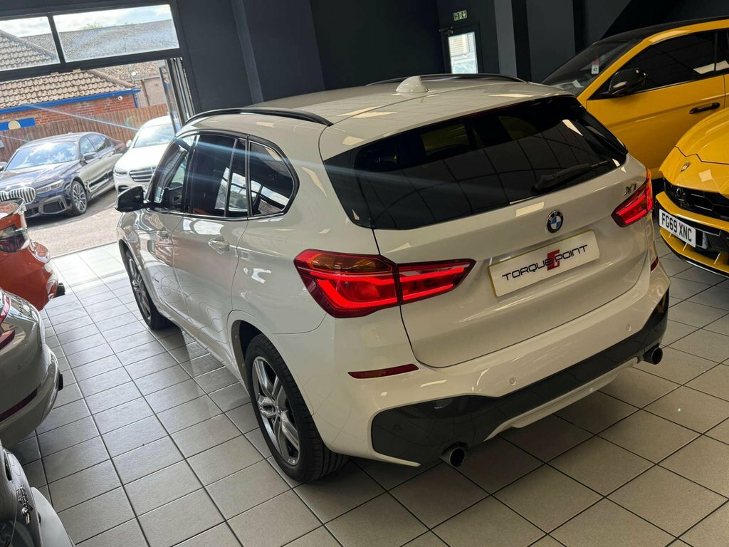 BMW X1 Xdrive20d Xline White #16