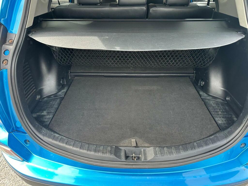 Toyota Rav 4 D-4d Excel White #18