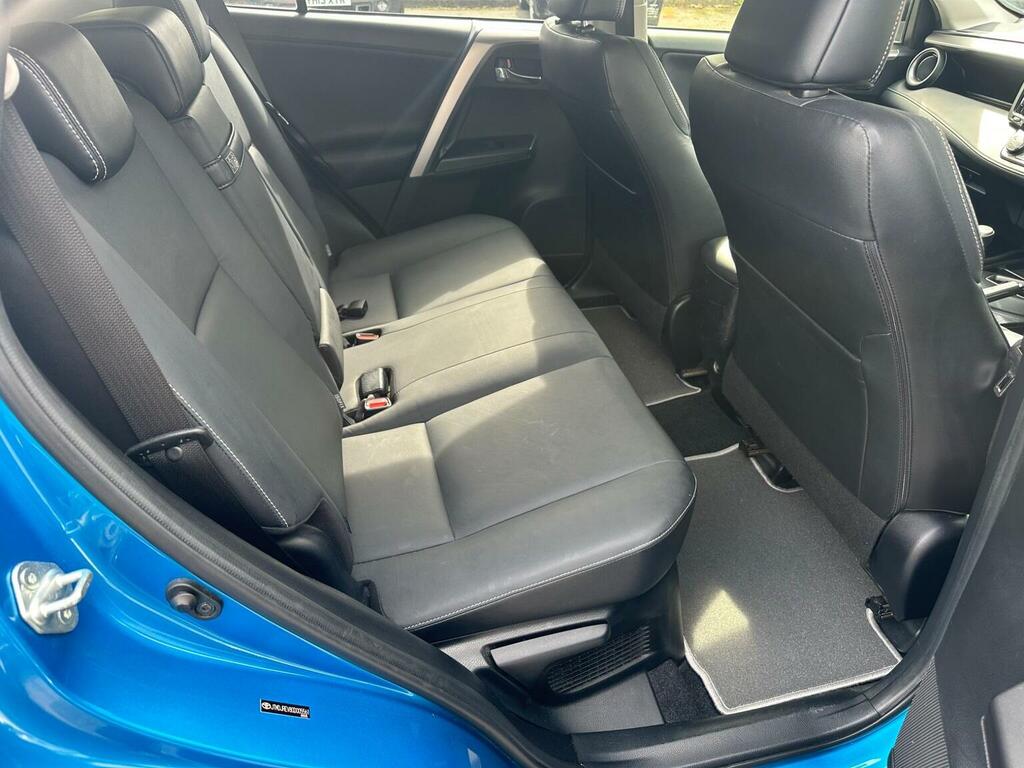 Toyota Rav 4 D-4d Excel White #17