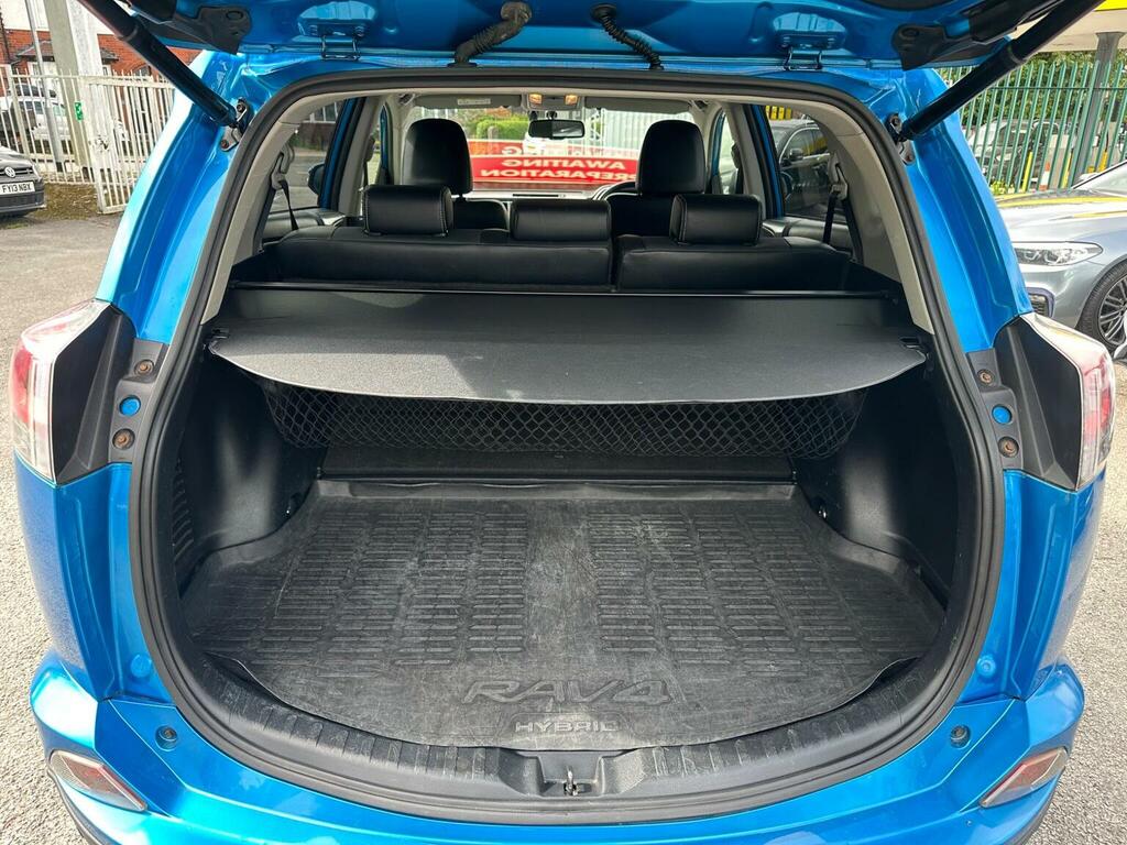 Toyota Rav 4 D-4d Excel White #19