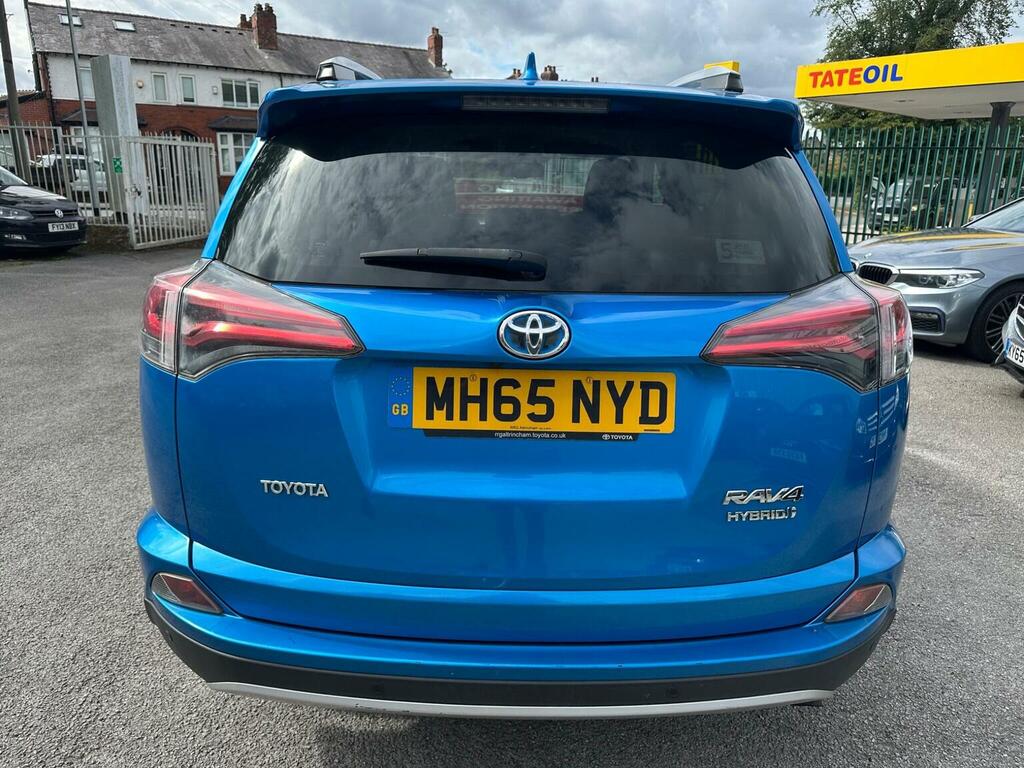 Toyota Rav 4 D-4d Excel White #11