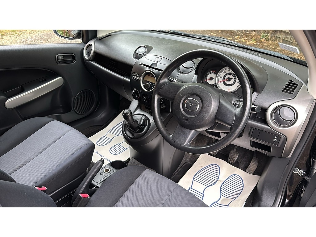 Mazda 2 1.5 Sport Euro  #15