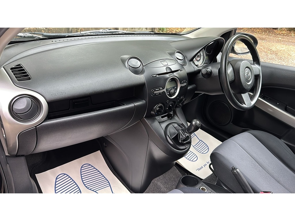 Mazda 2 1.5 Sport Euro  #11