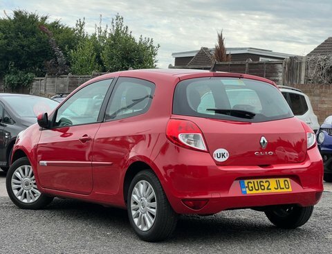 Renault Clio 1.2 Expression Red #4