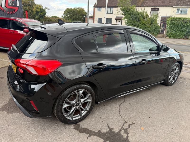 Ford Focus St-line-6 Speed Full Service WN68EZK Black #2