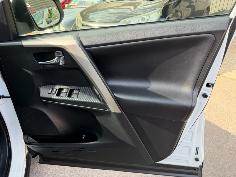 Toyota Rav 4 D-4d Icon Black #28