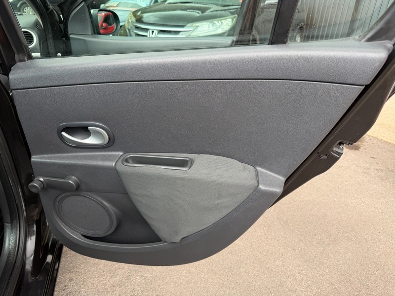 Renault Clio Hatchback 1.2 Tce 16V Dynamique 200909 Grey #23