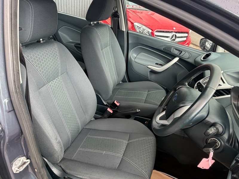 Ford Fiesta Zetec Grey #6