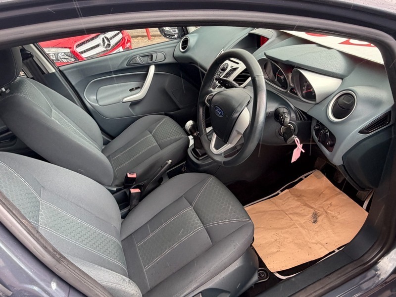 Ford Fiesta Zetec Grey #5