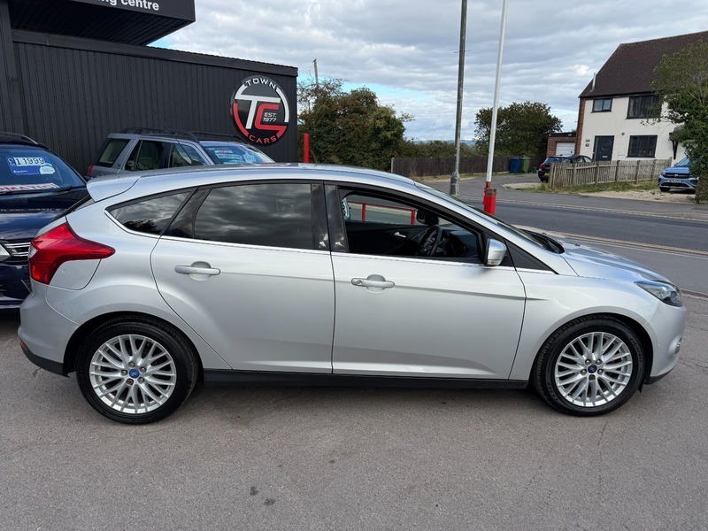 Ford Focus Zetec-full Service History 1 Silver #2