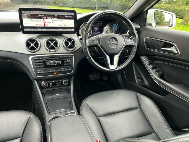Mercedes-Benz GLA Class  Red #29