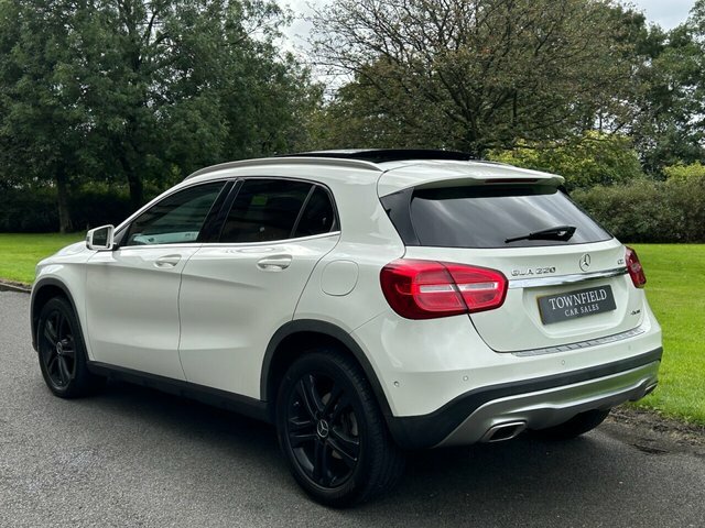 Mercedes-Benz GLA Class  Red #12