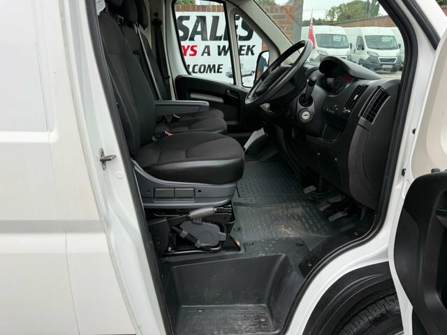 Peugeot Boxer Professional White #13