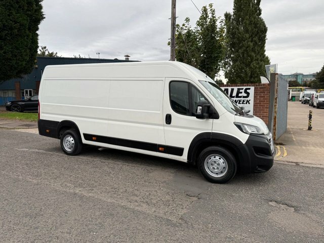 Peugeot Boxer Professional White #12