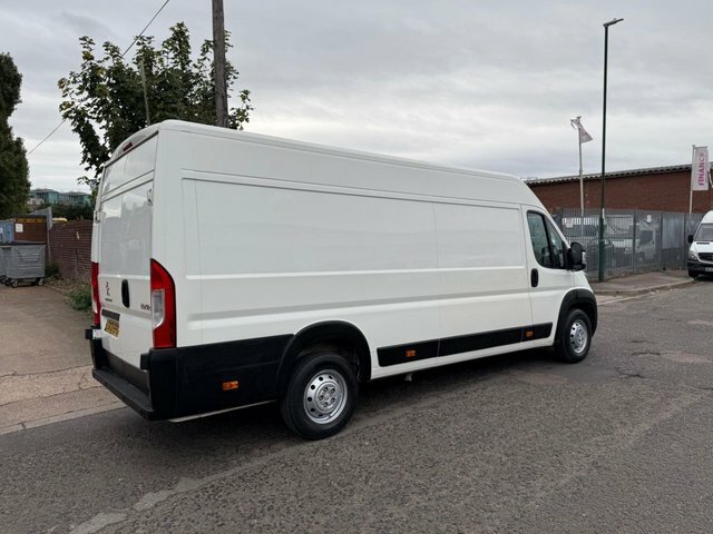 Peugeot Boxer Professional White #10
