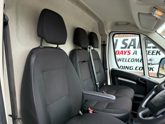Peugeot Boxer Professional White #16