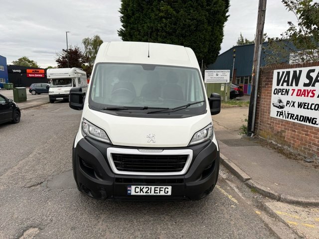 Peugeot Boxer 2021 2.2 Bluehdi 435 Professional Panel Van Di White #4