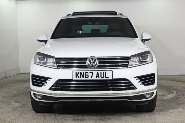 Volkswagen Touareg 3.0 Tdi V6 R-line Suv Tiptronic 4Wd Eur White #2
