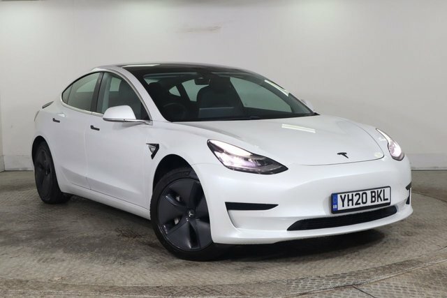 Tesla Model 3 Standard Range Plus Saloon Rwd White