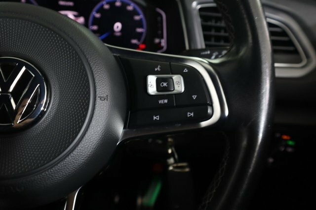 Volkswagen T-Roc Black #21