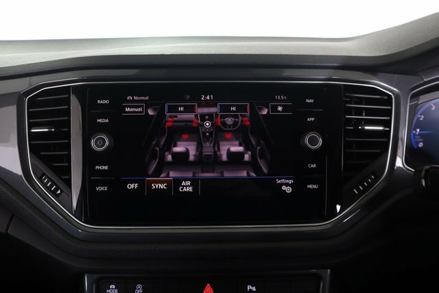 Volkswagen T-Roc Black #39