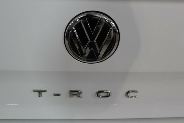 Volkswagen T-Roc Black #47