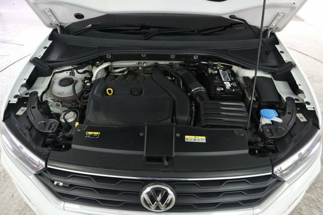 Volkswagen T-Roc Black #10