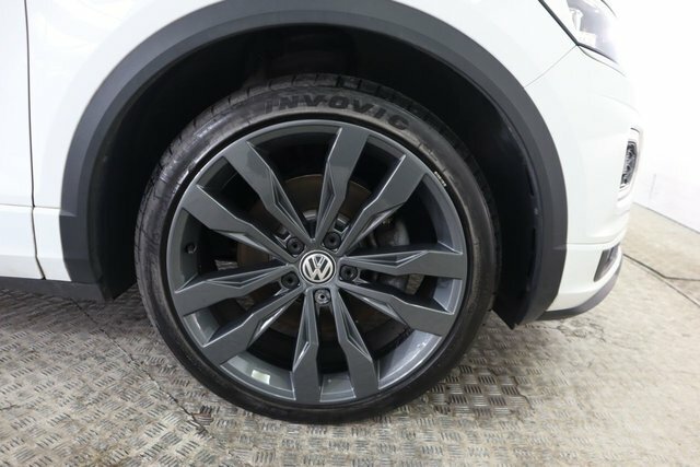Volkswagen T-Roc Black #12